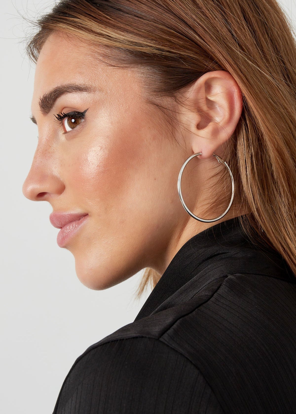 Basic Circle Eyrnalokkar