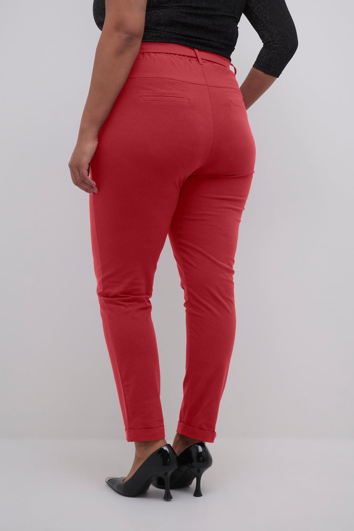 Jia Belt Buxur - Rauðar