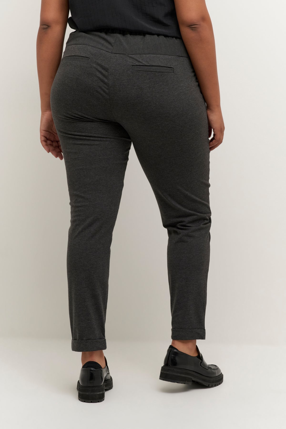 Jia Belt Buxur - Dark Grey