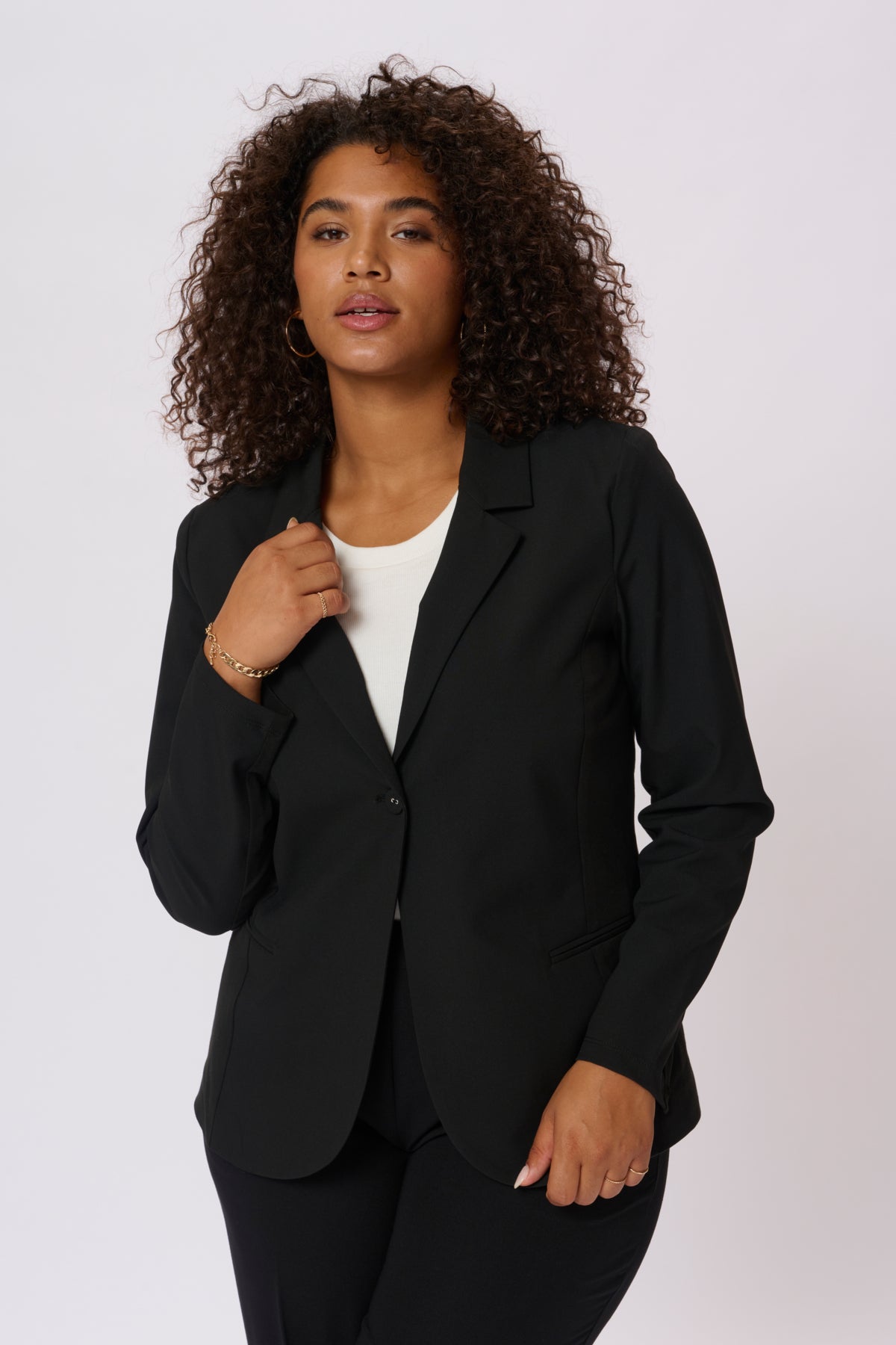 Jia Kaffe Blazer - Svartur