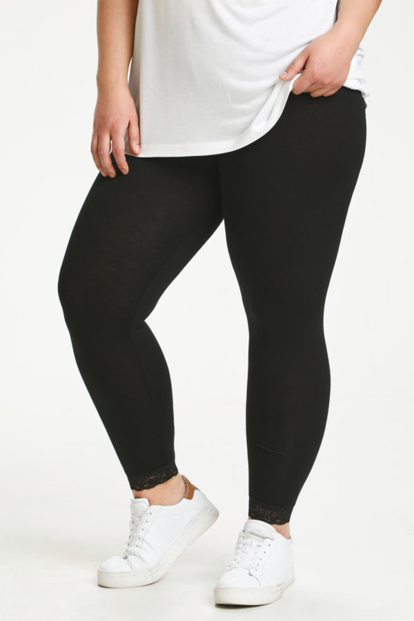 Sveliana Lace Leggings
