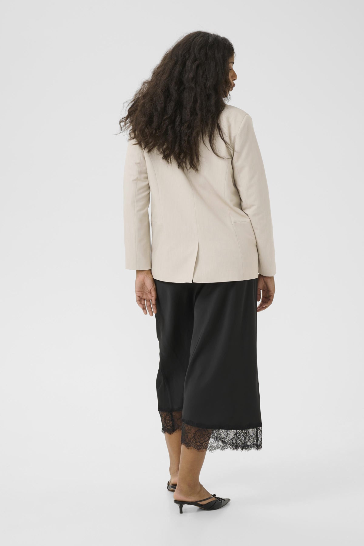 Sakira Blazer - Feather