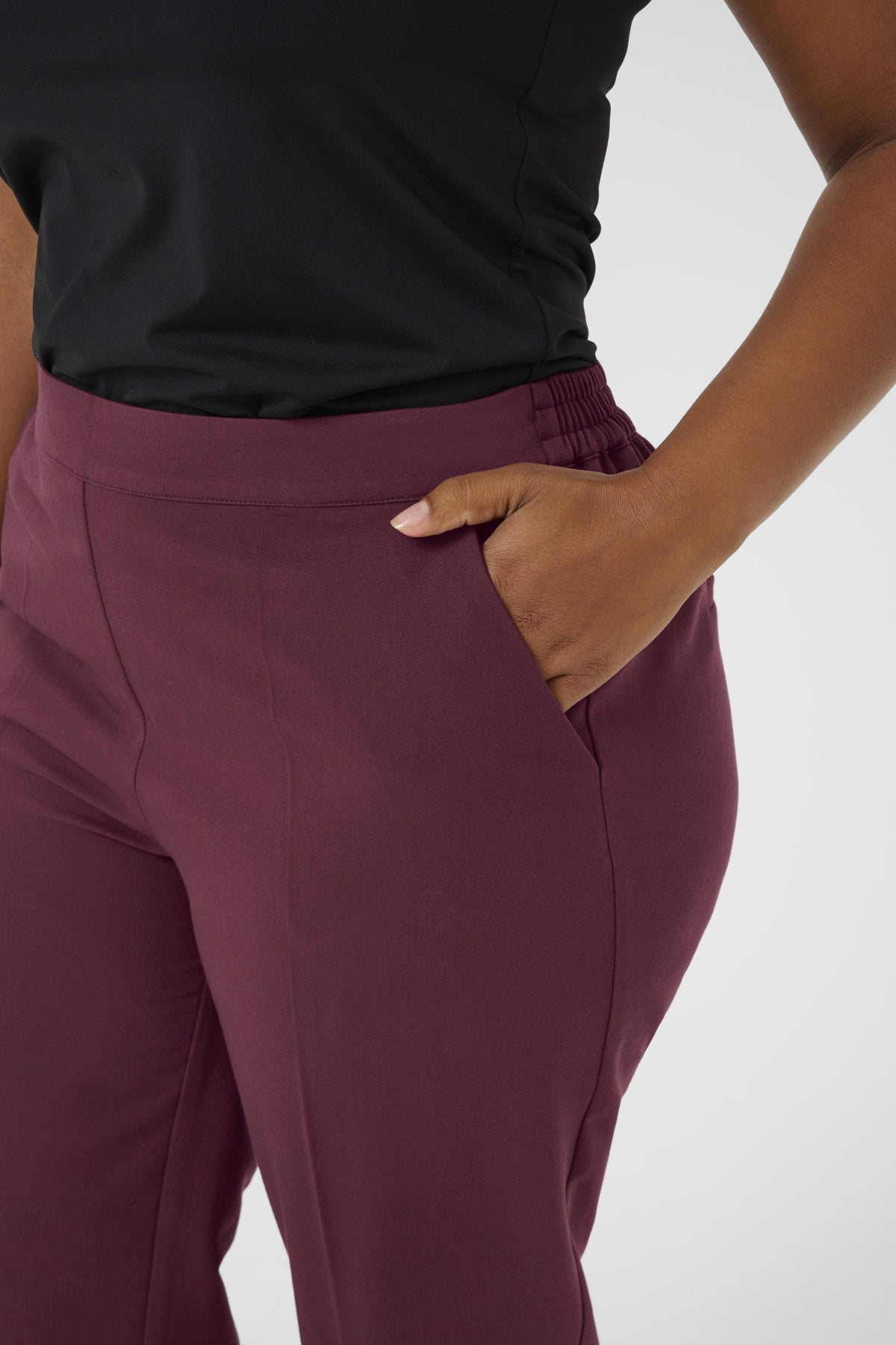 Sakira Long Buxur - Wine