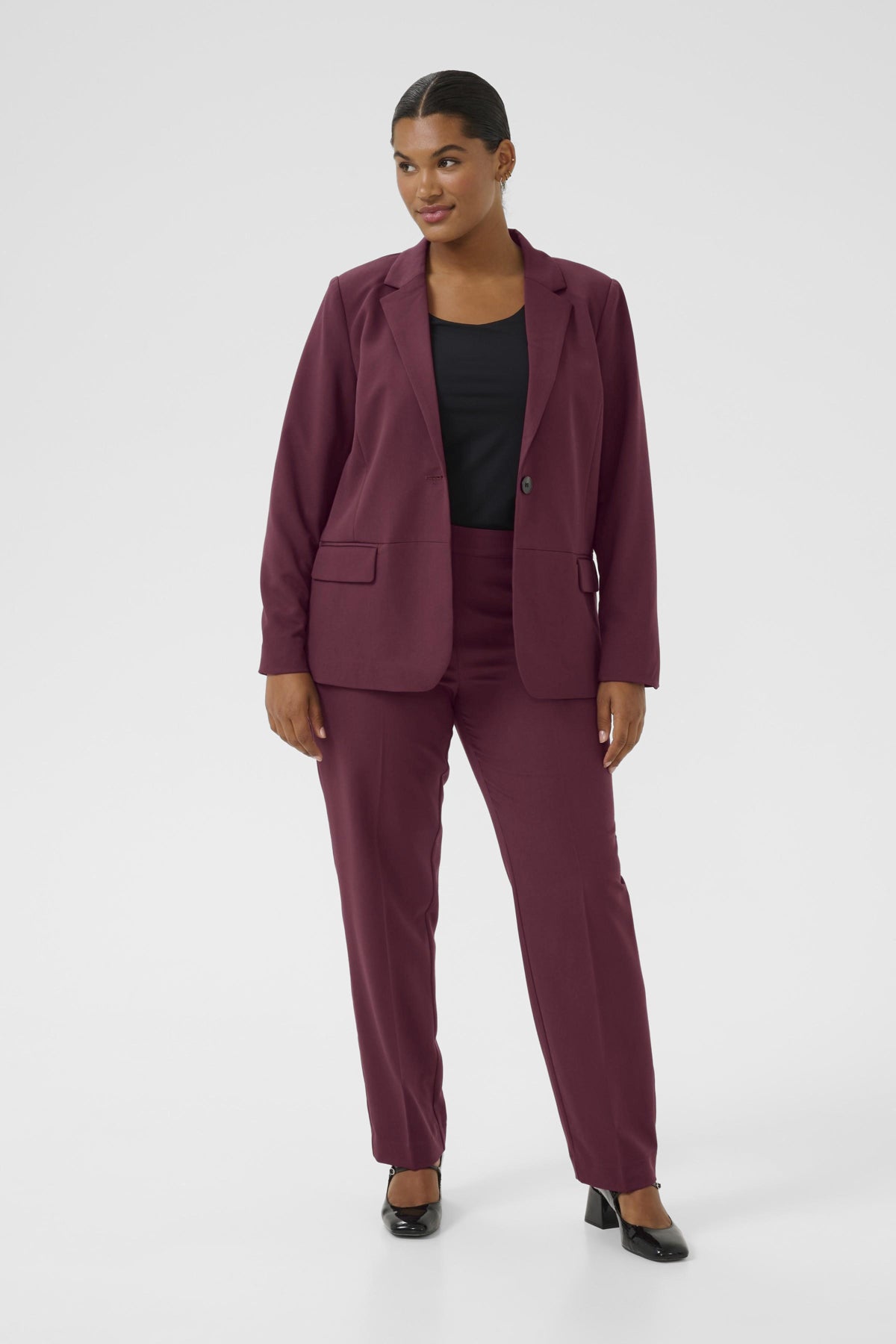 Sakira Long Buxur - Wine