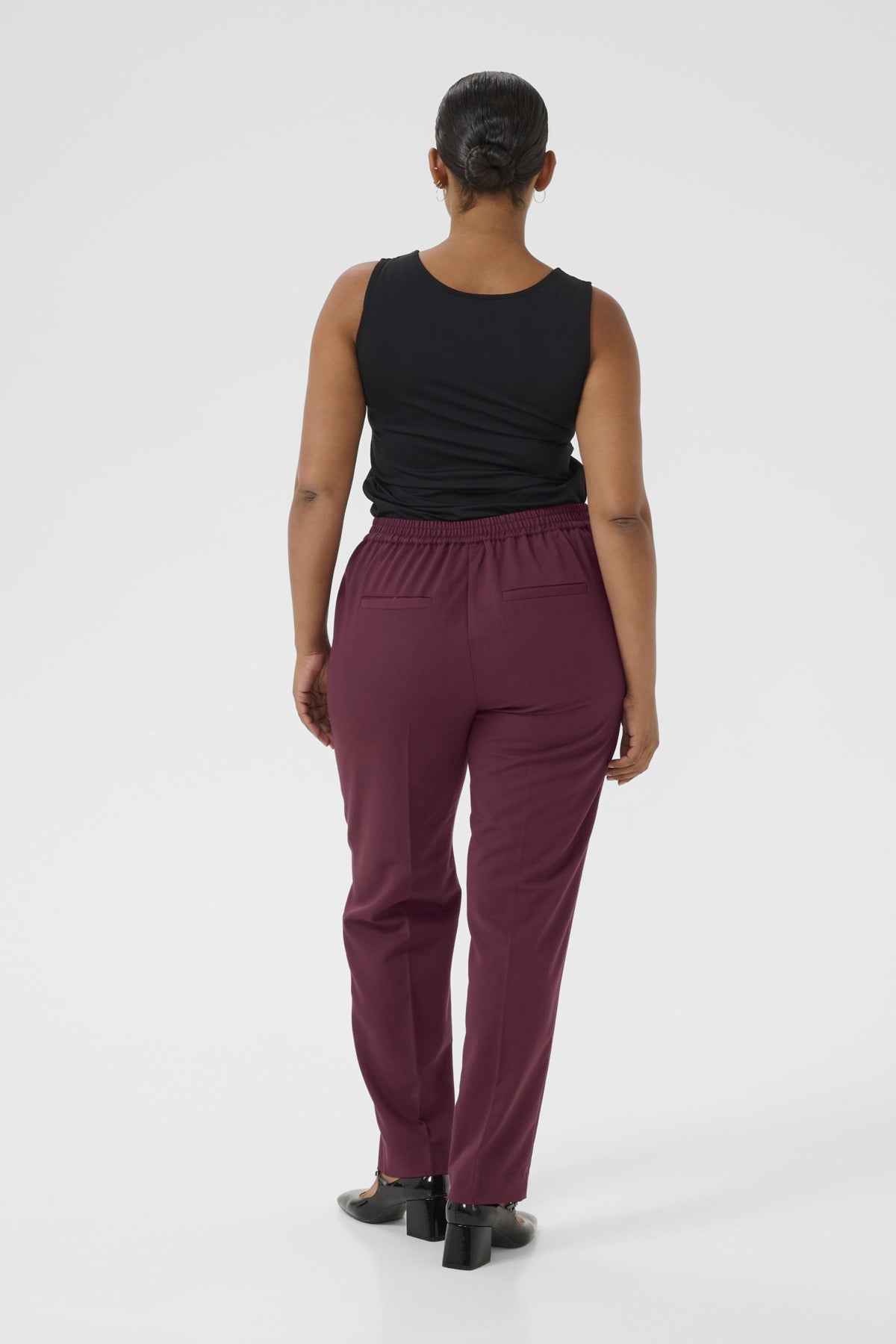 Sakira Long Buxur - Wine