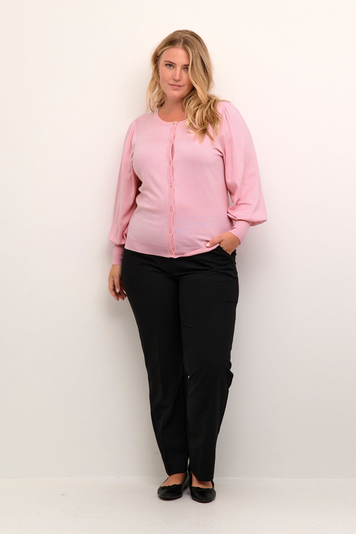 Lazzy Pink Mist Golla