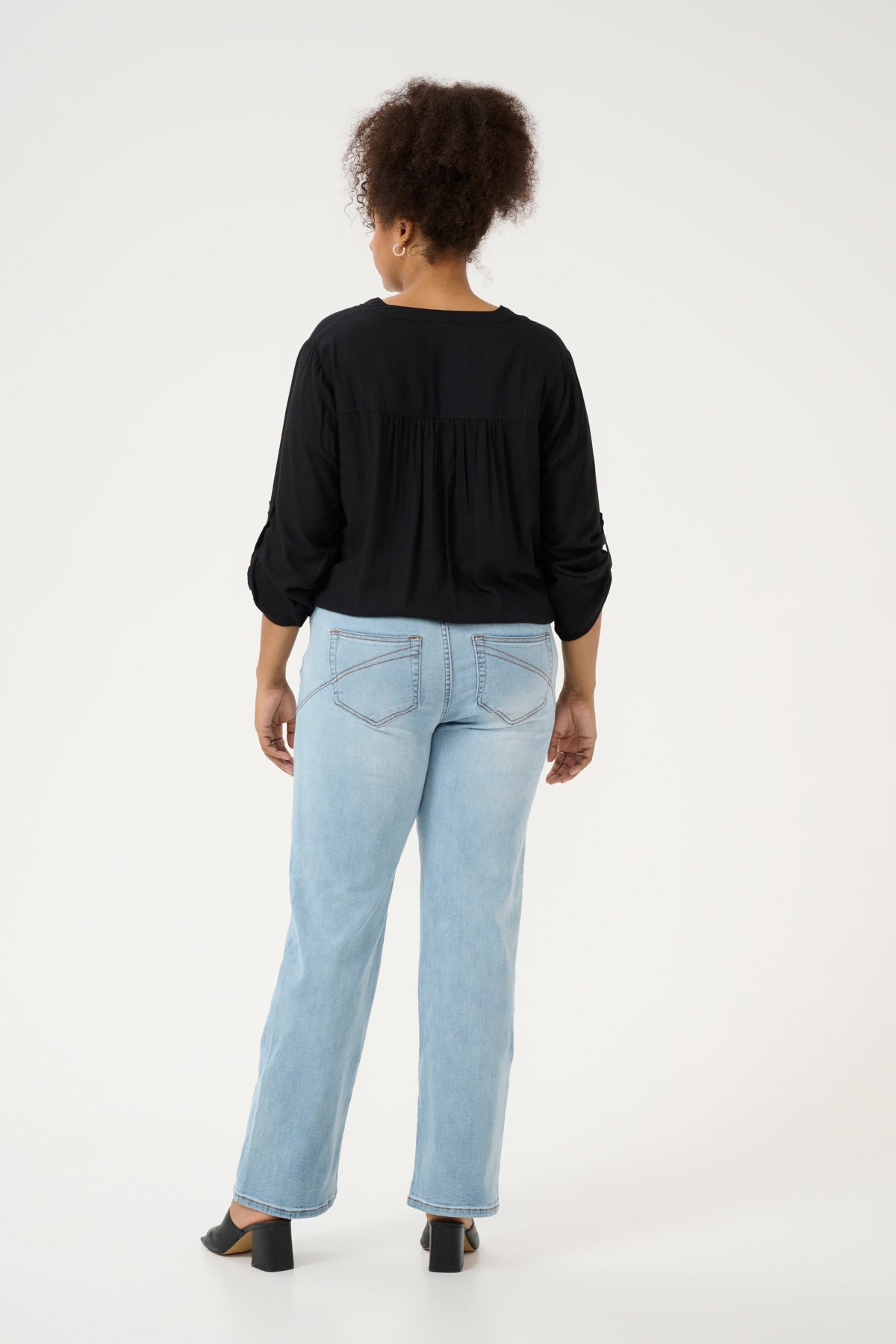 Kanna Light Blue Denim