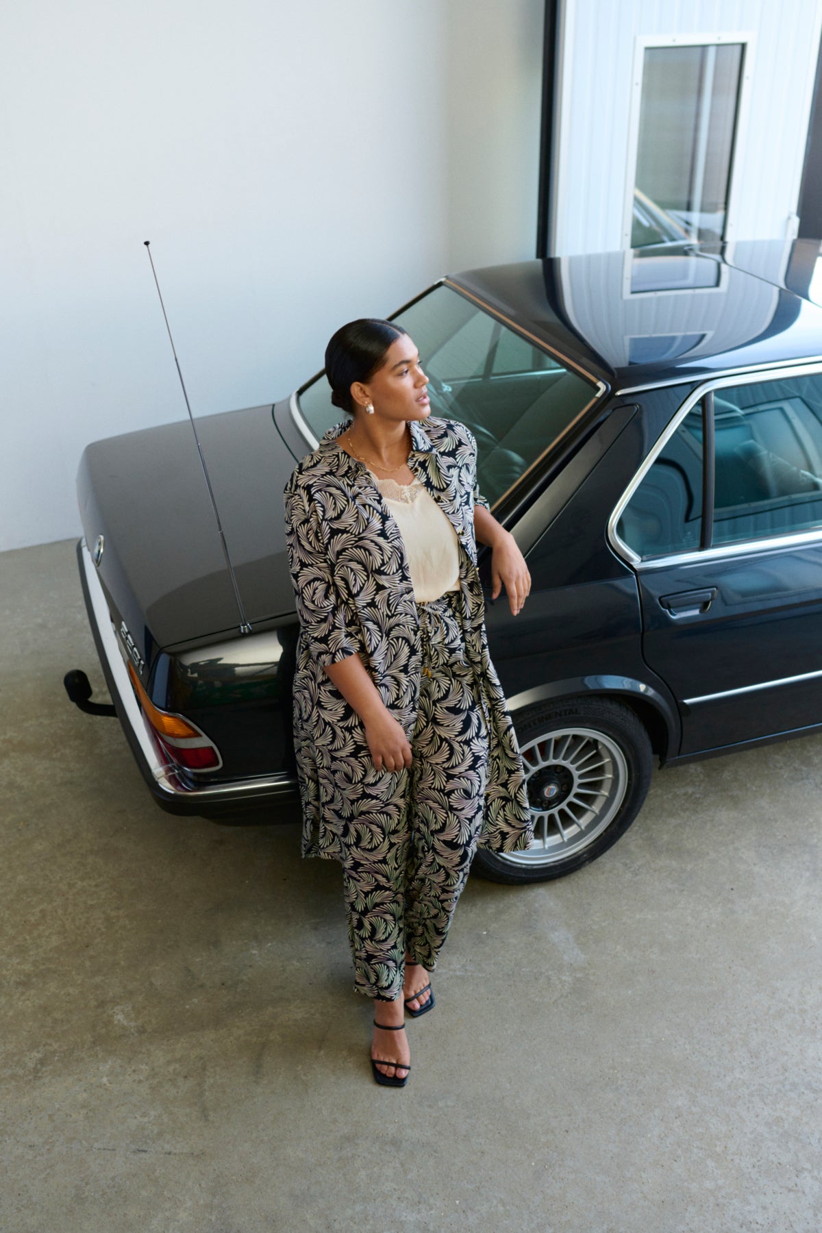 Antique White Skyrtukjóll