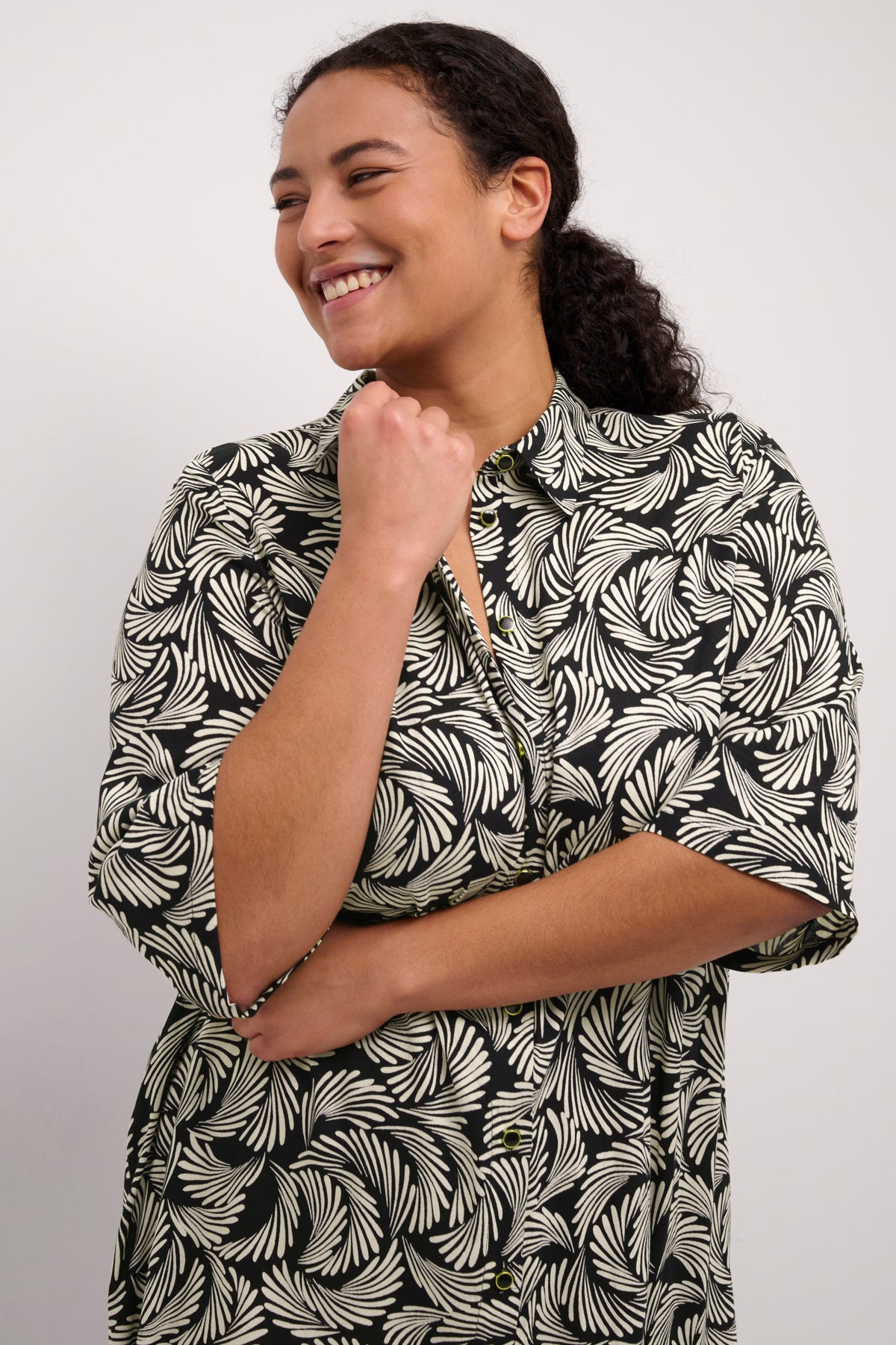 Antique White Skyrtukjóll