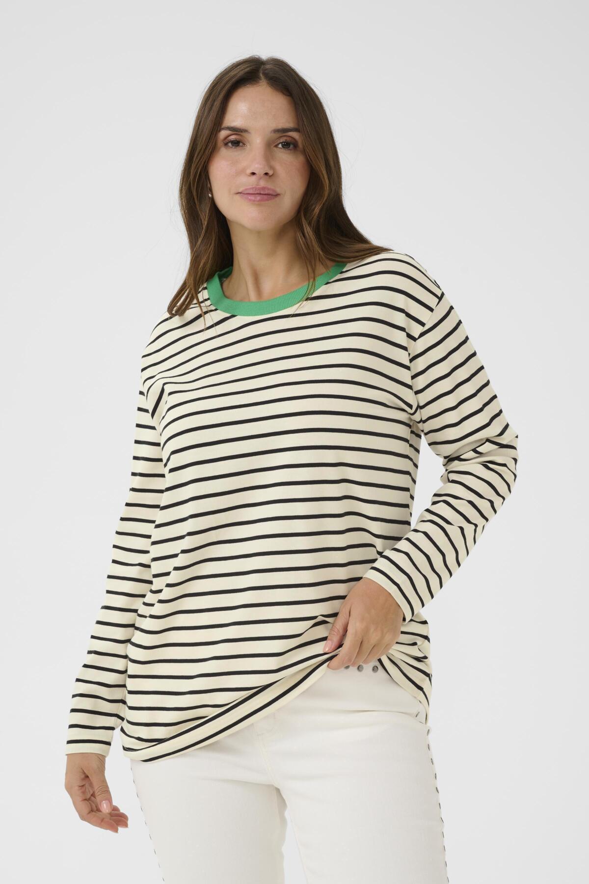 Winni Síðermabolur