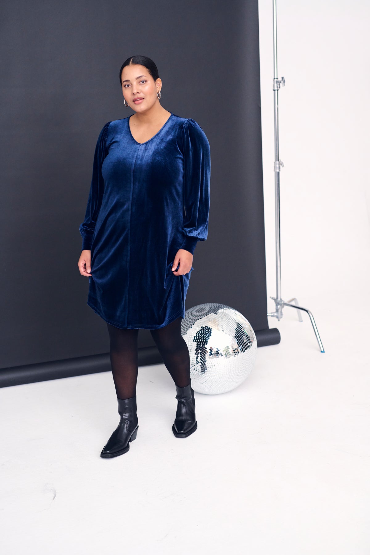 Hellen Velúr Kjóll