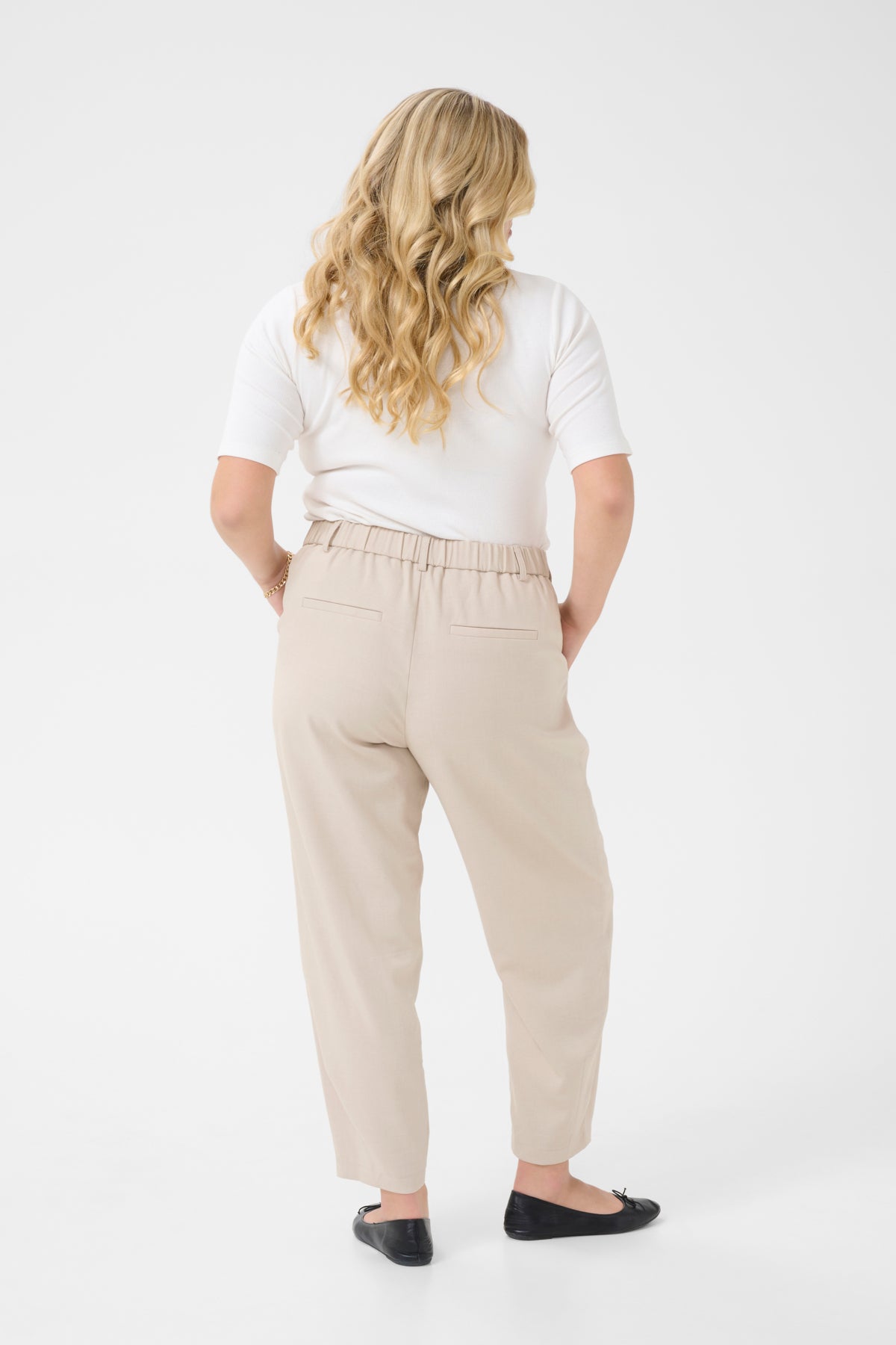 Merla Buxur - Feather