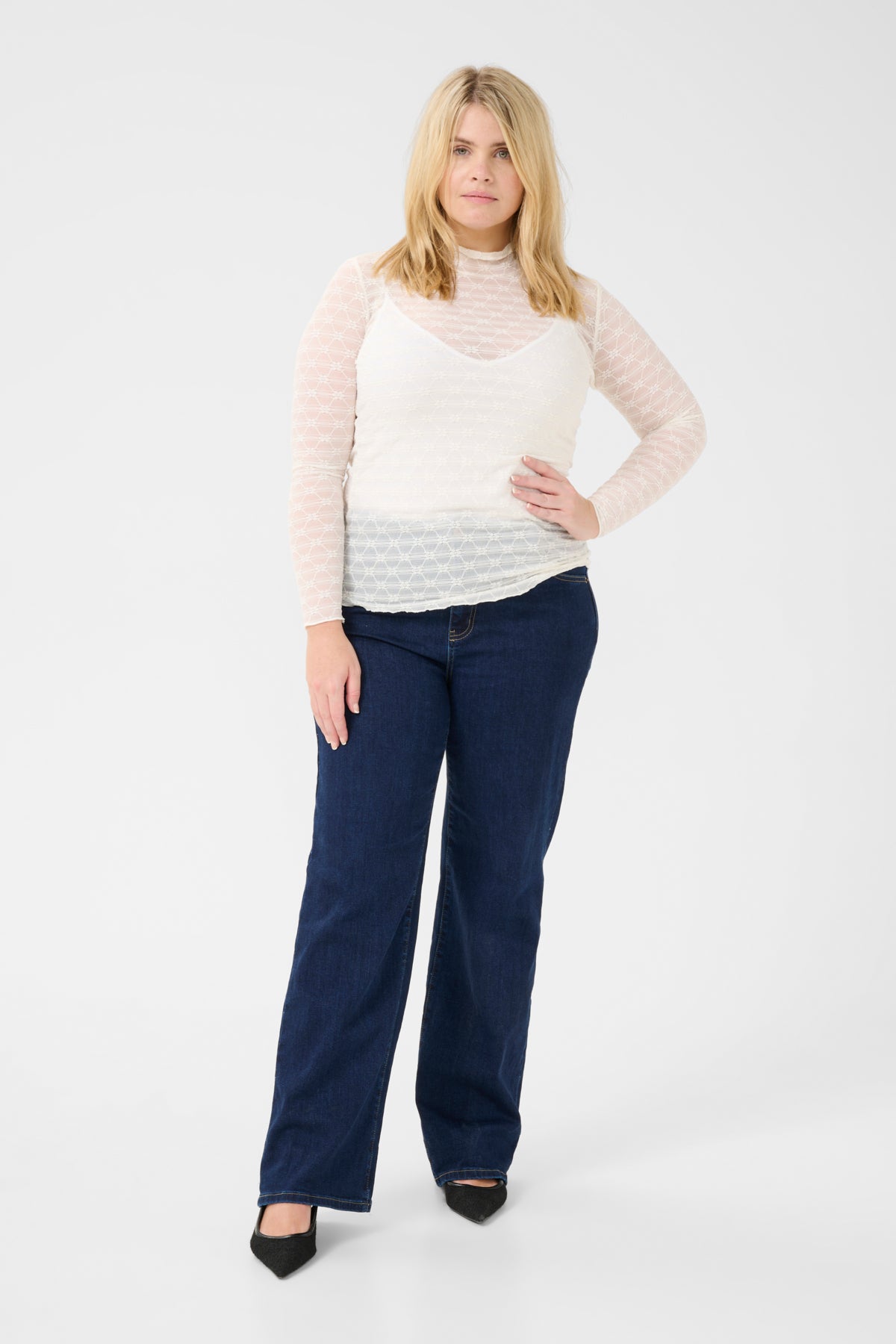 Bella Blúndu Toppur