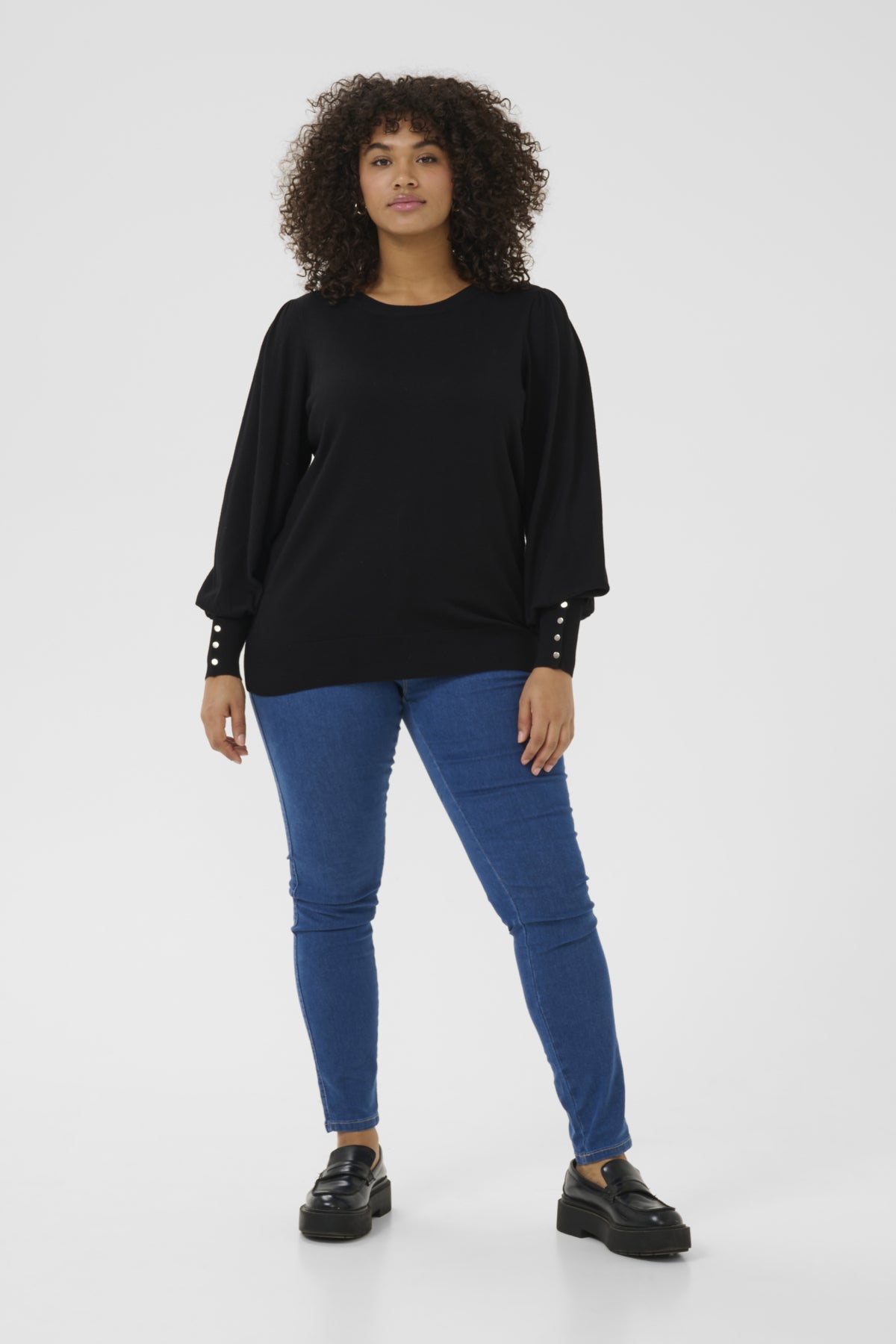 Lizzy Síðerma Peysa