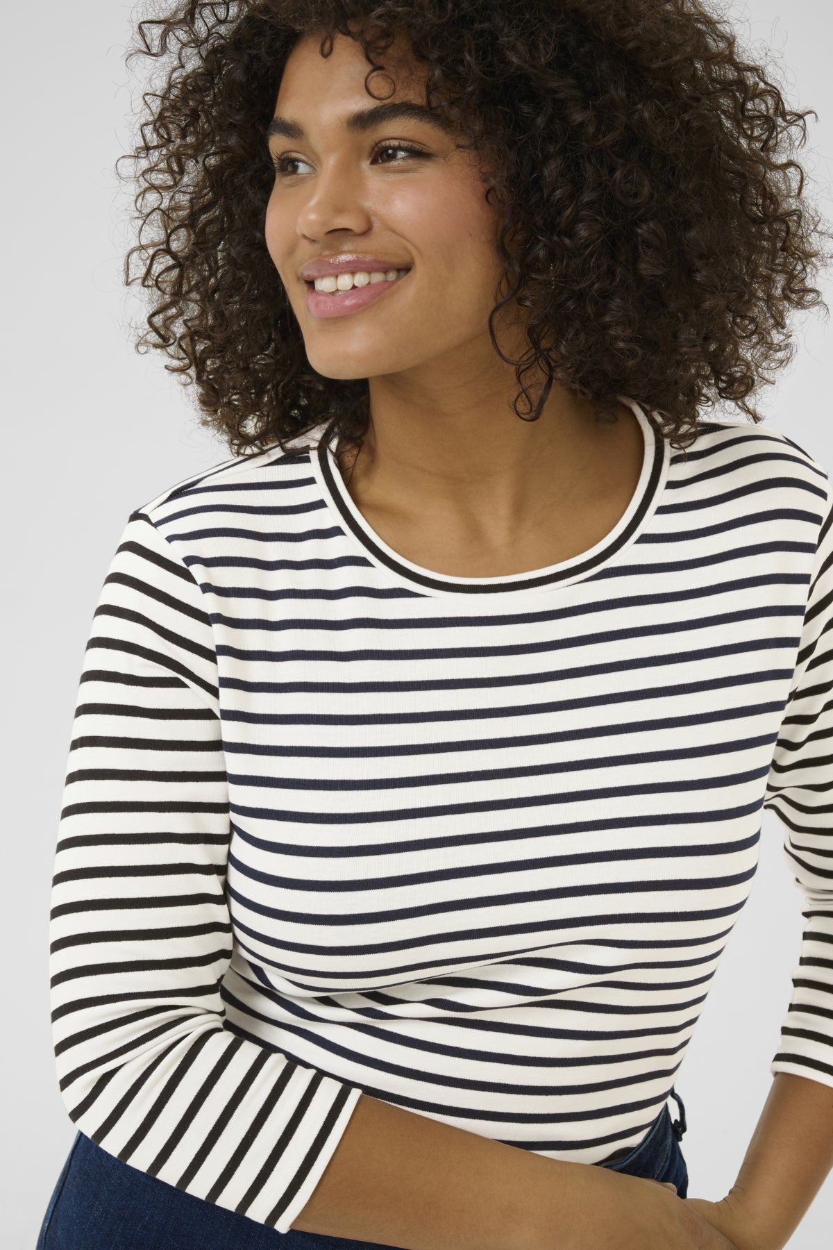 Lia Kvarterma Toppur