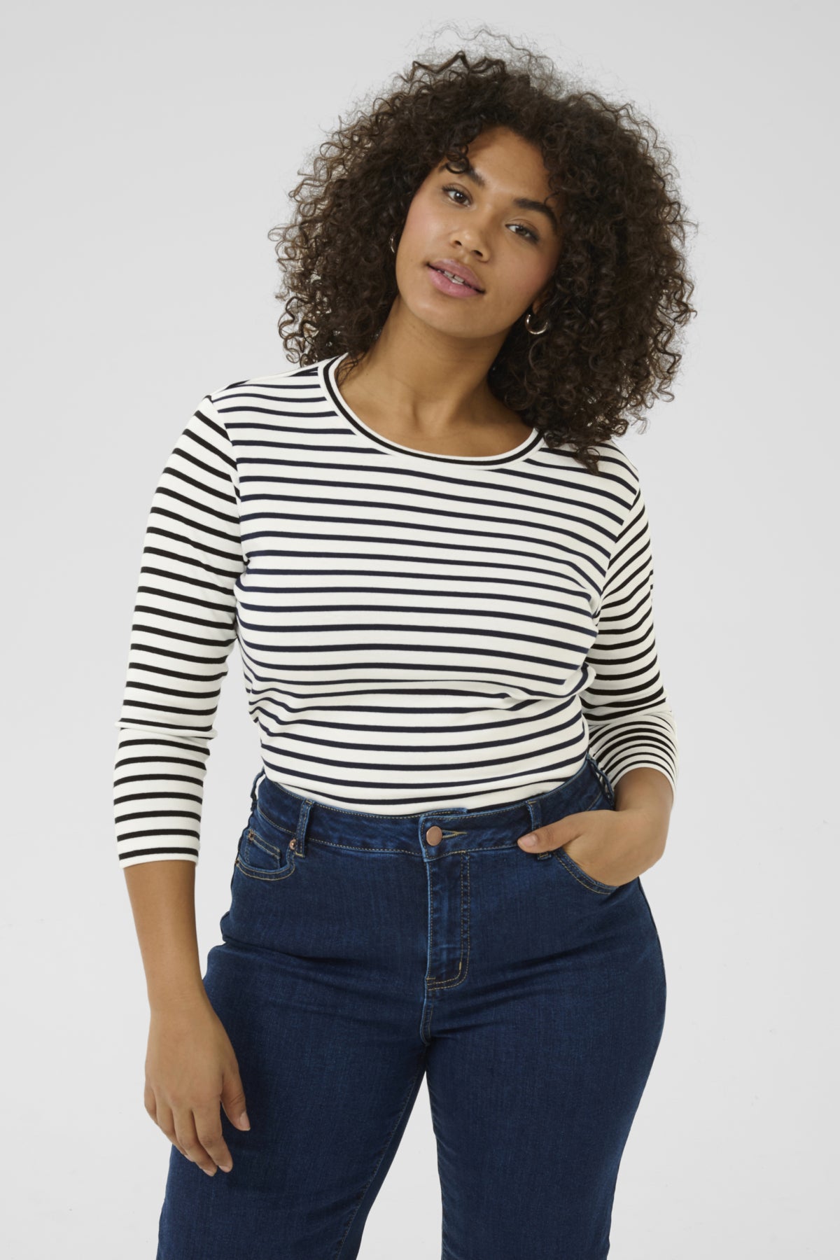 Lia Kvarterma Toppur