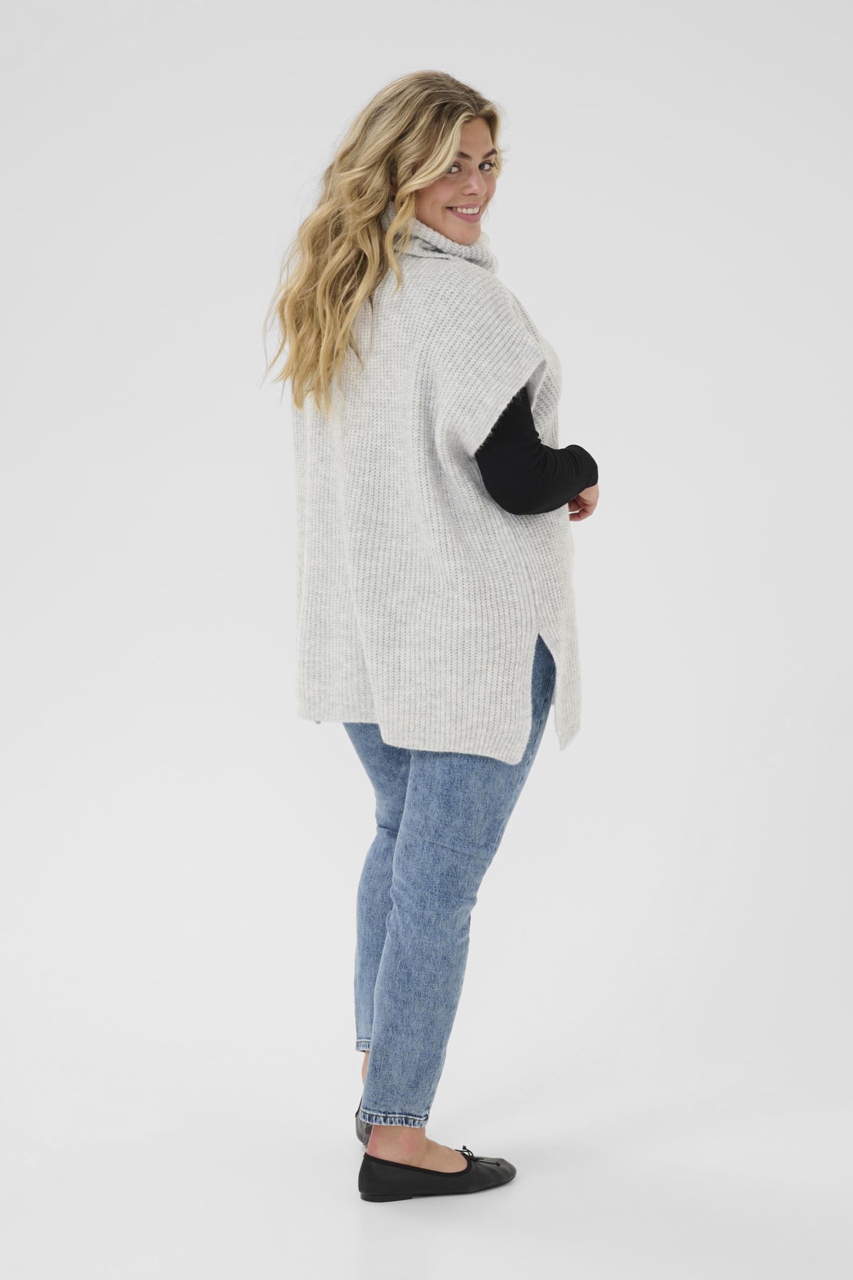 Mala Knit Poncho