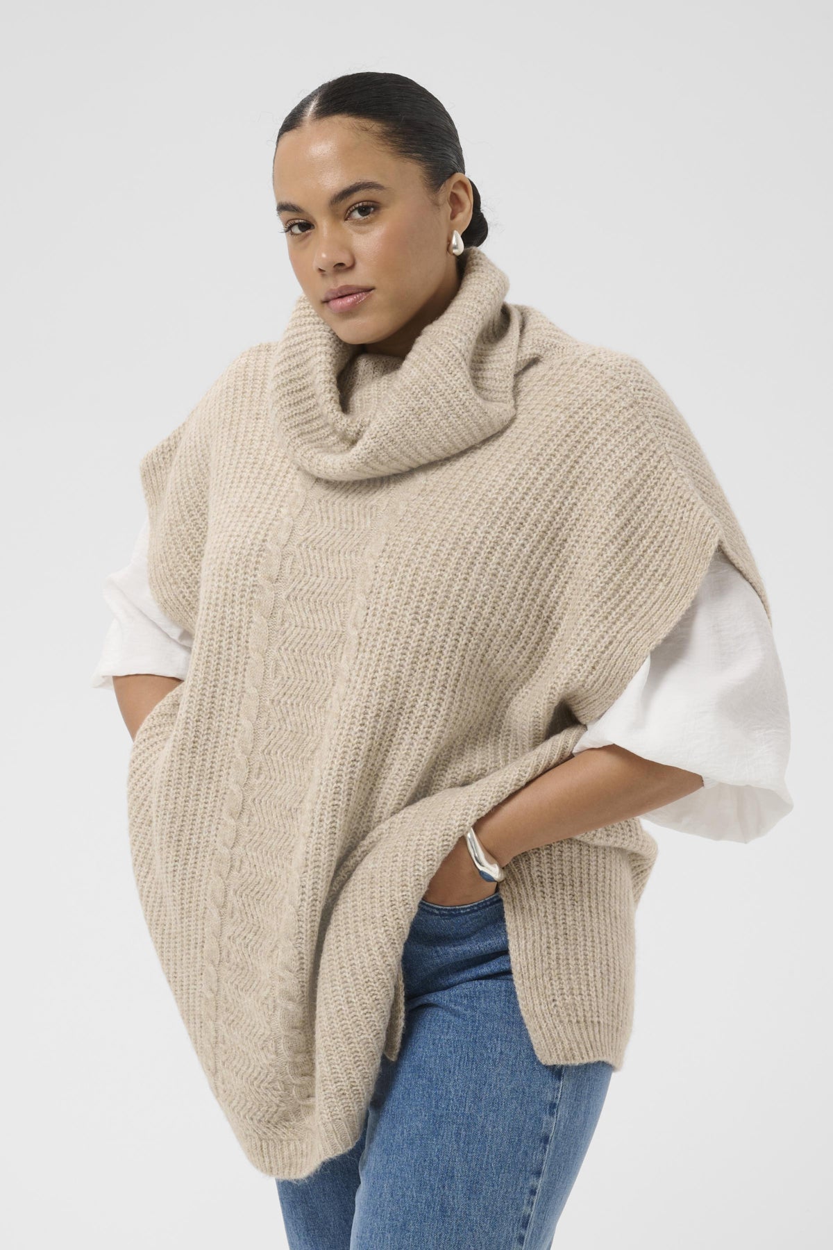 Mala Knit Poncho