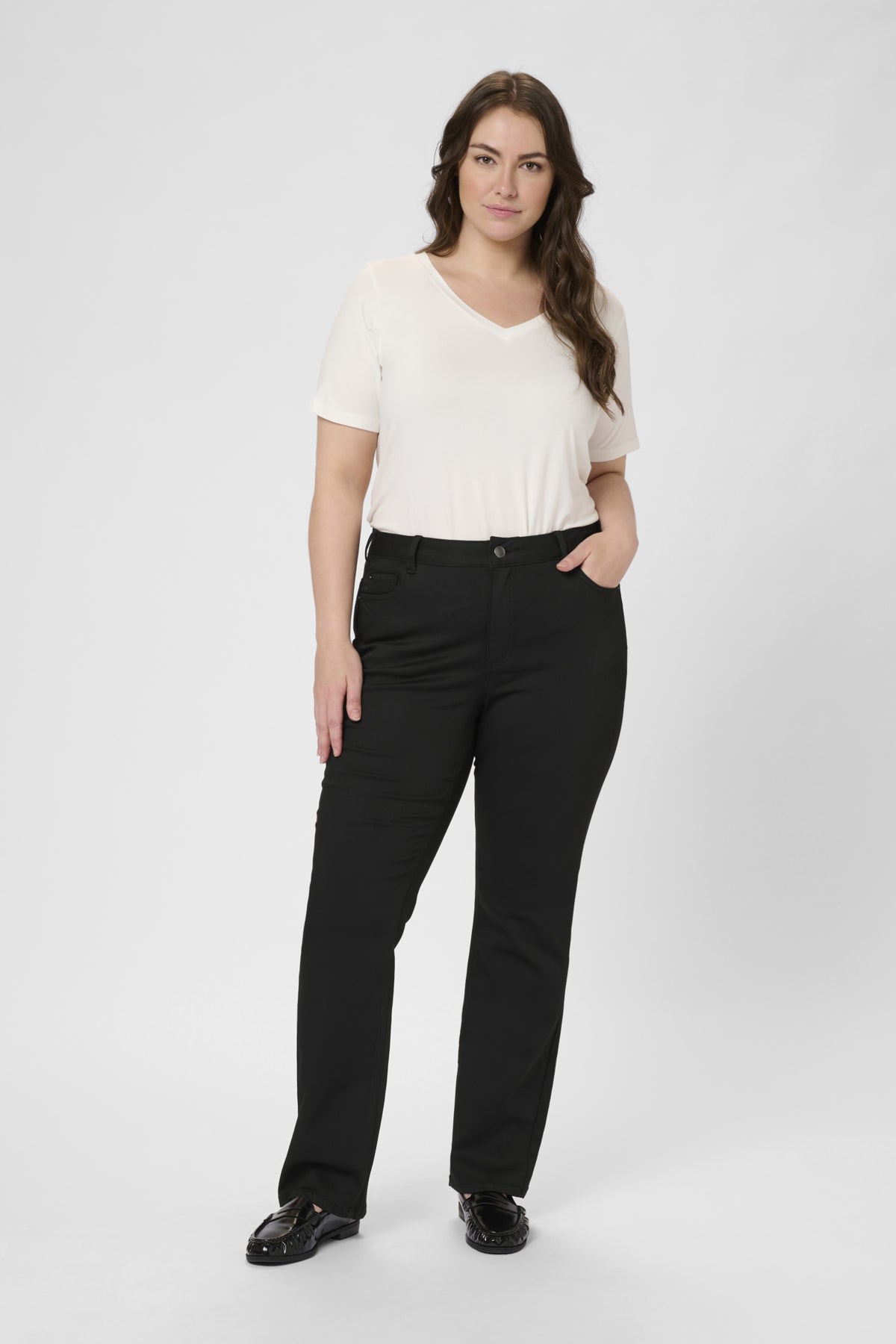 Dina Straight Jeans - Svartar