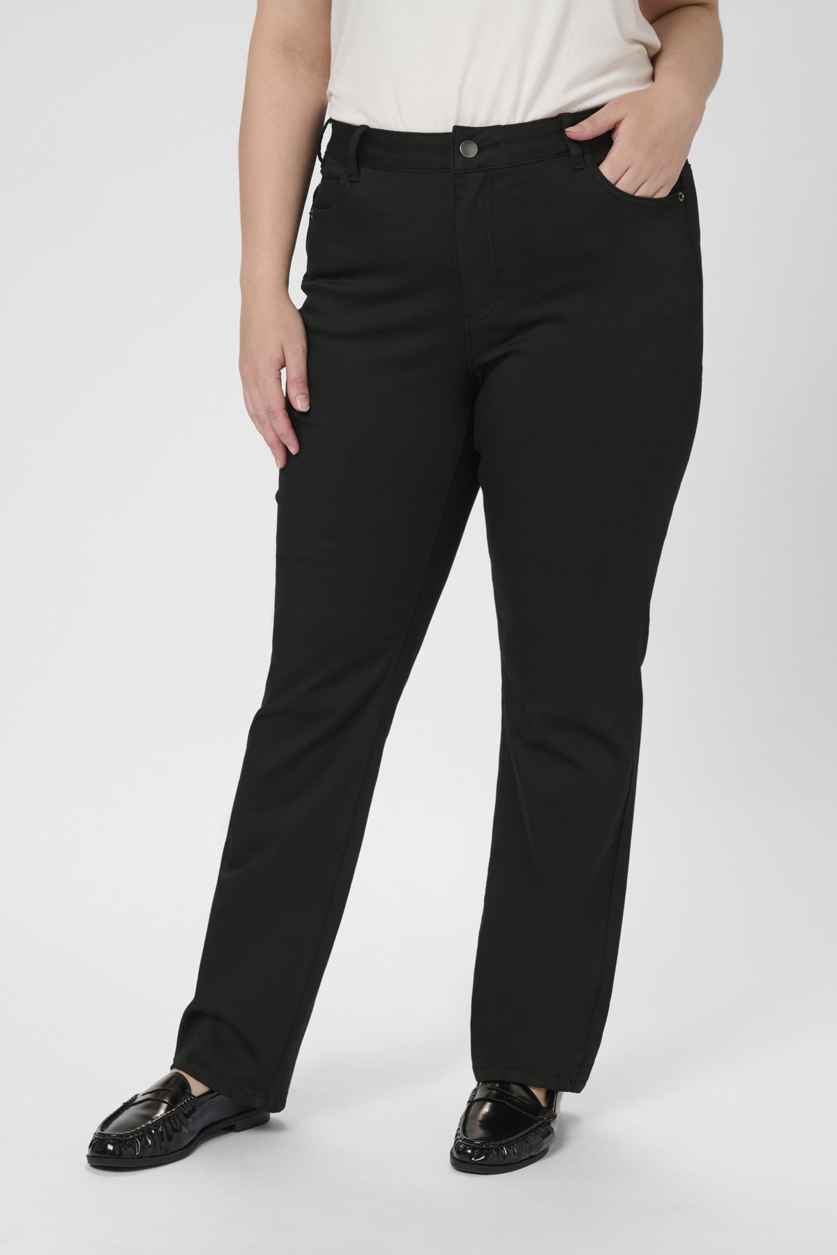 Dina Straight Jeans - Svartar