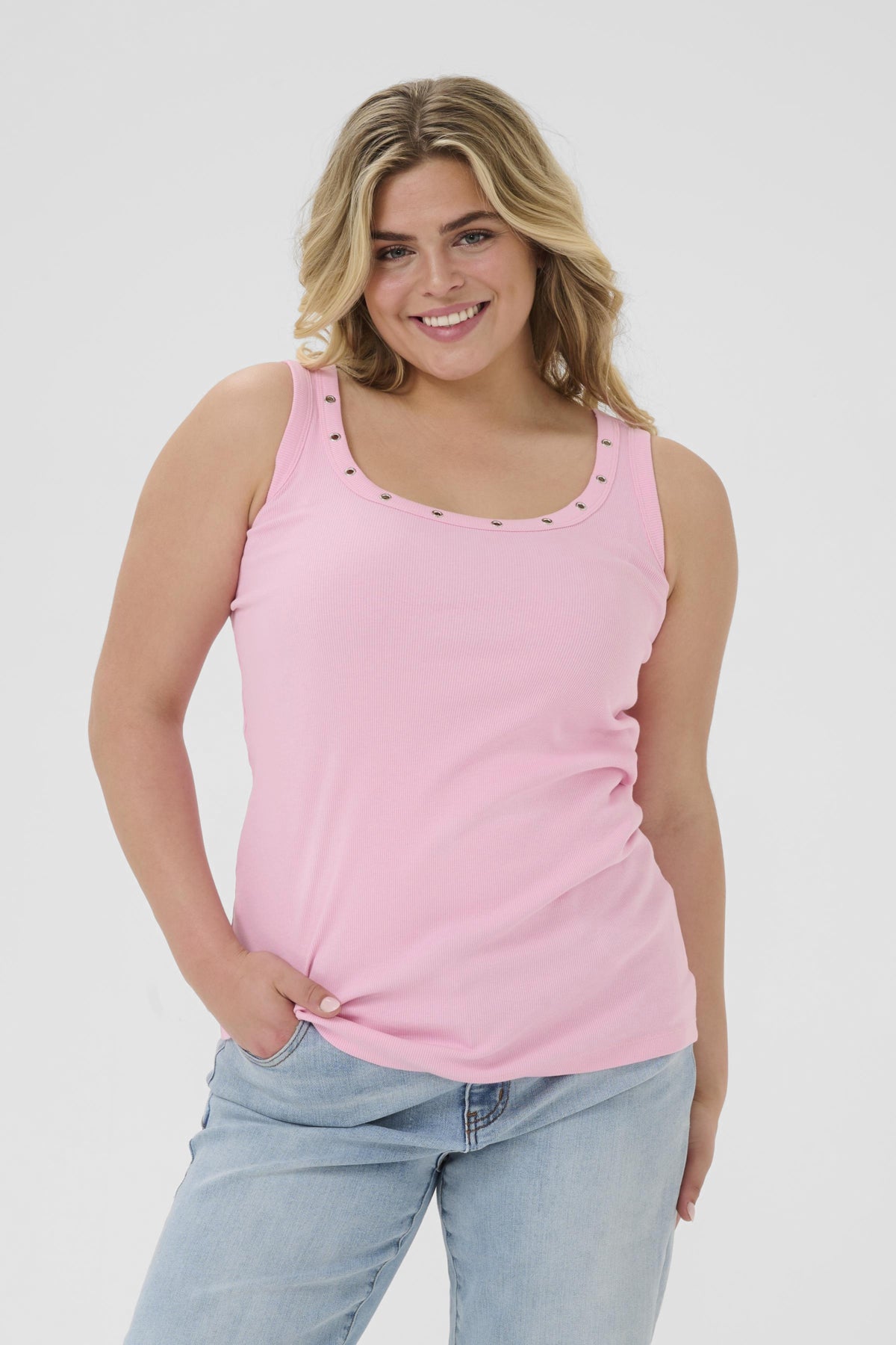 Carina Eyelets Hlýrabolur