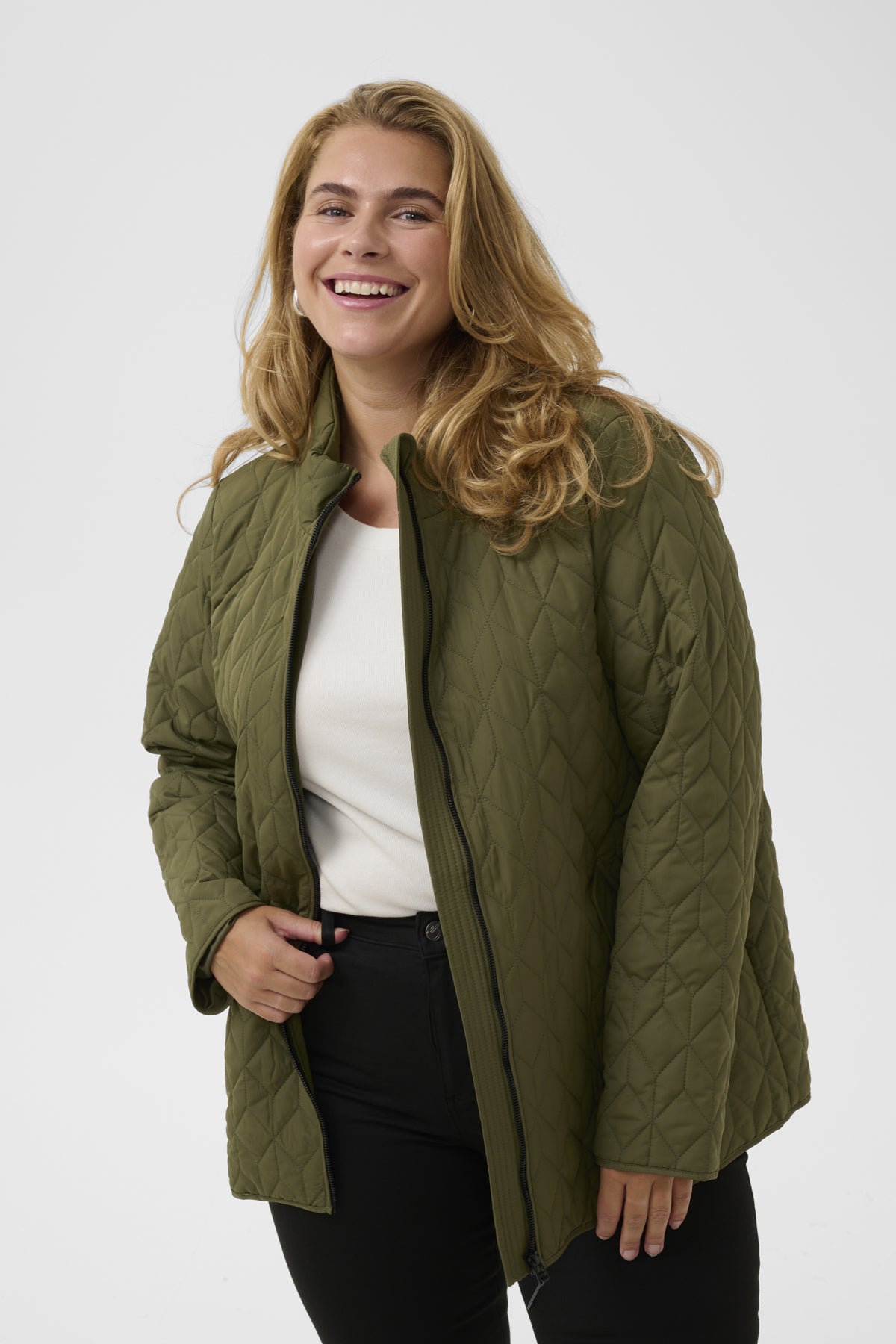 Leina Stutt Úlpa