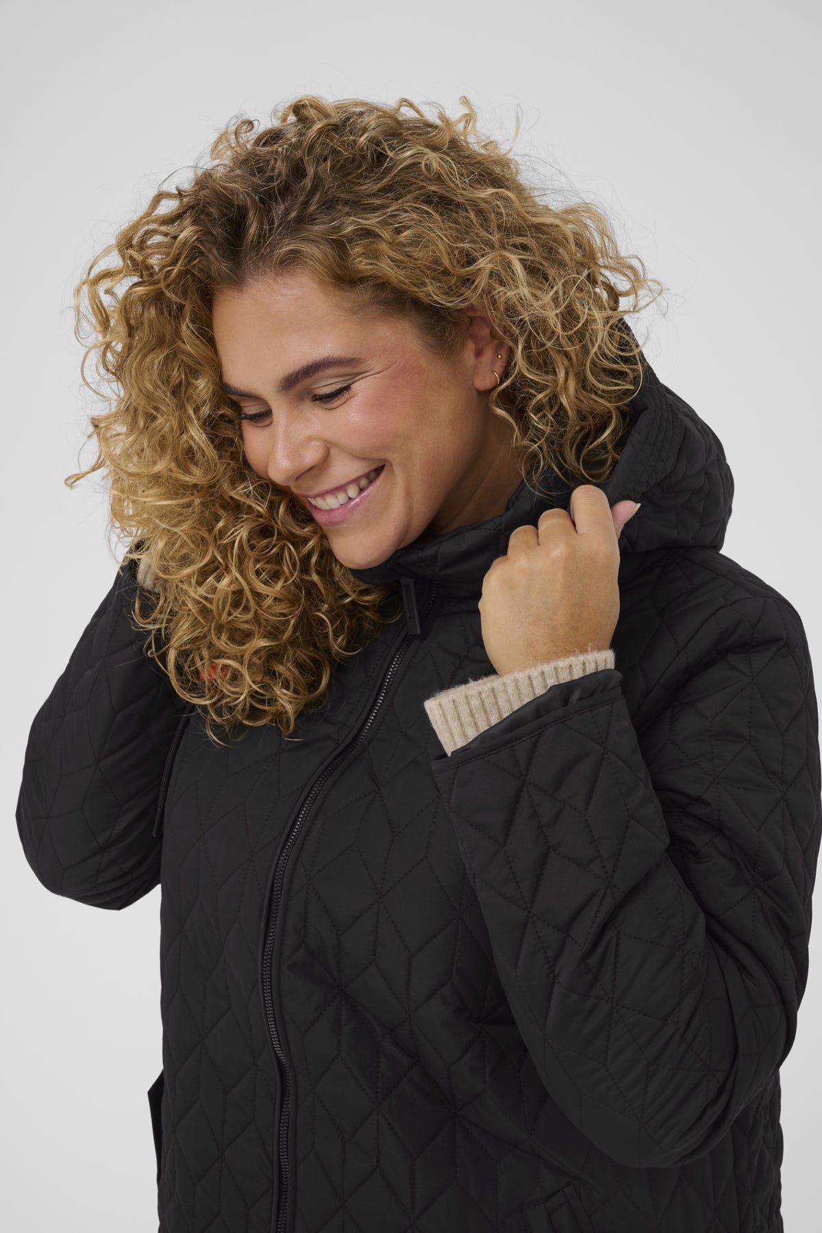 Leina Vatteruð Úlpa