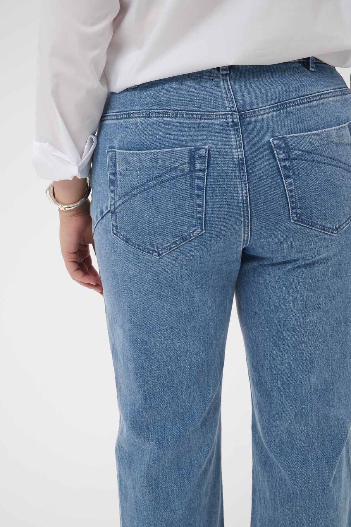 Flora Flare Long Jeans - Blue Washed