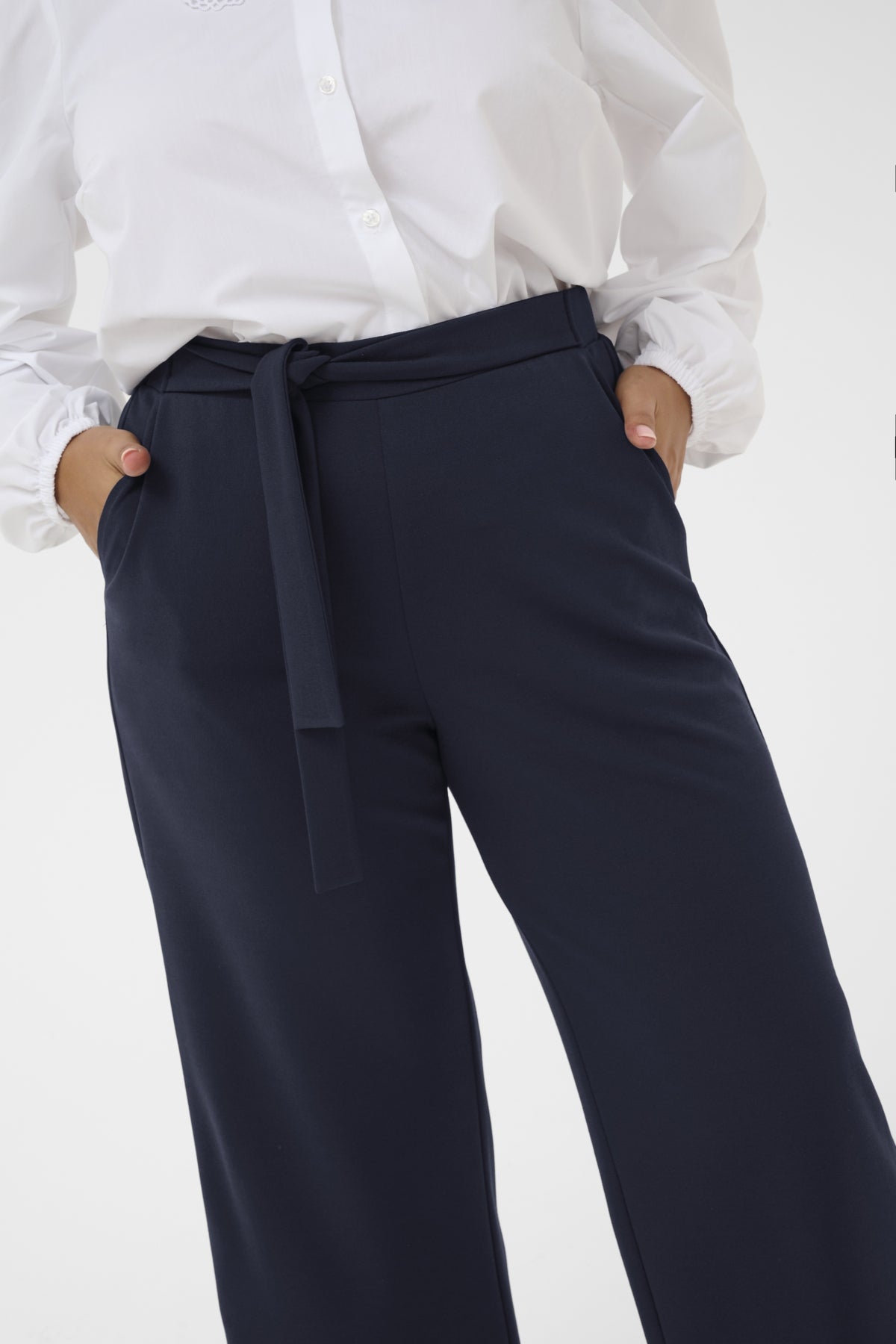 Pheolo Cropped Buxur - Navy