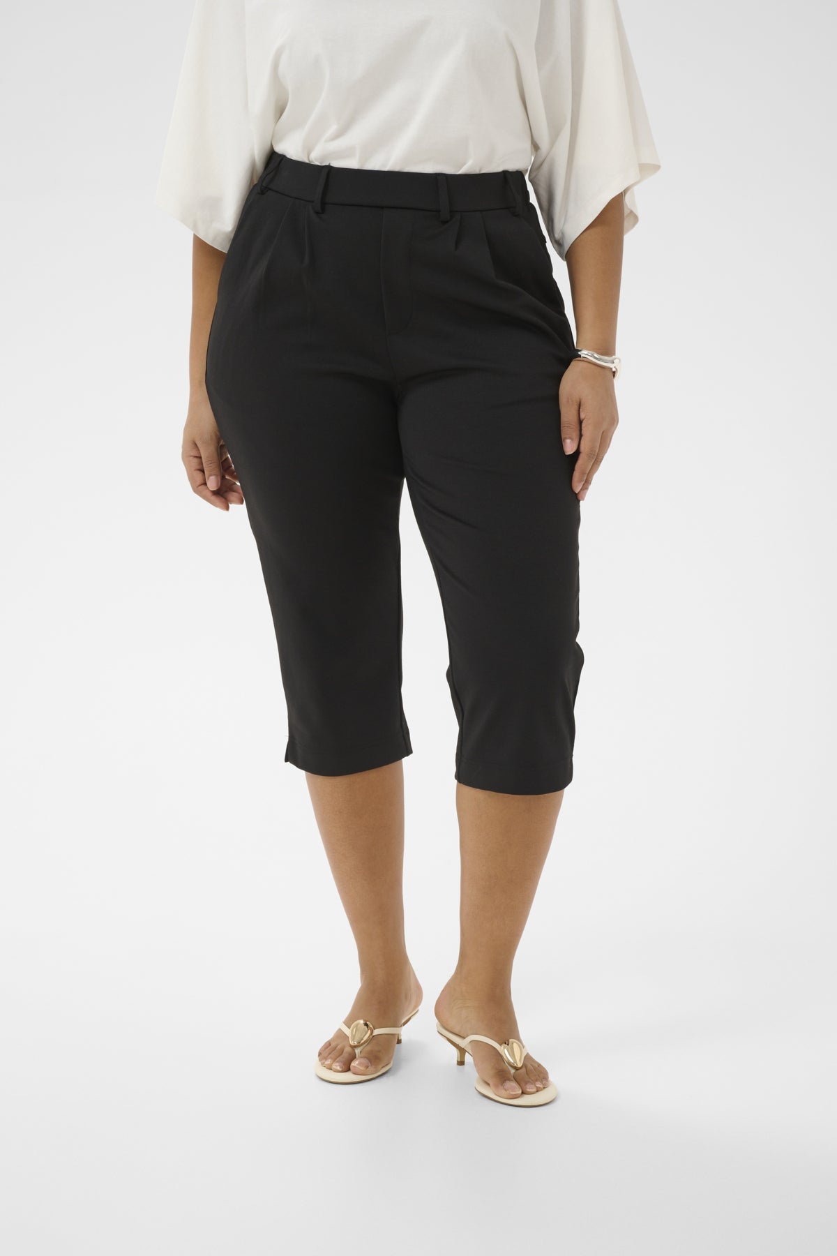 Jenna Capri Buxur