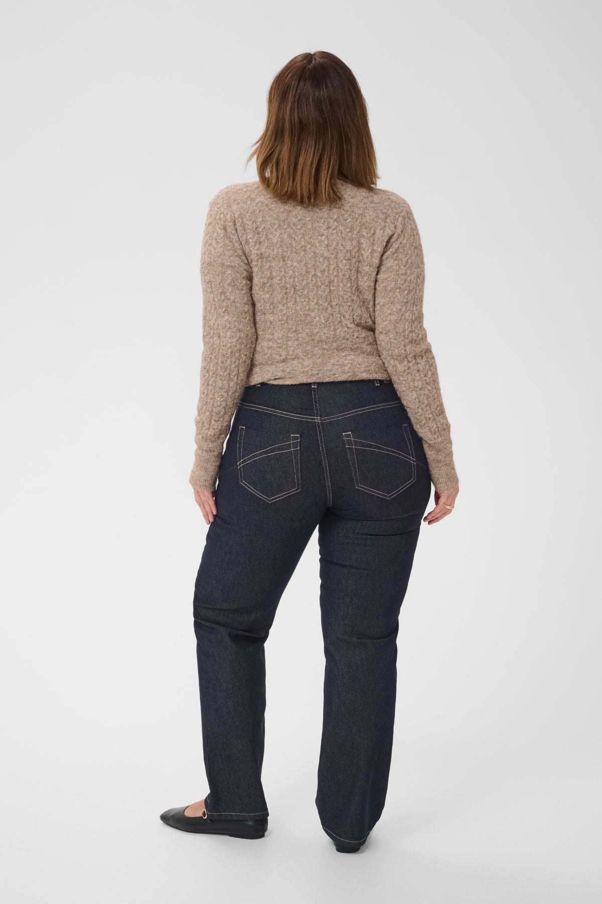 Flora Straight Jeans