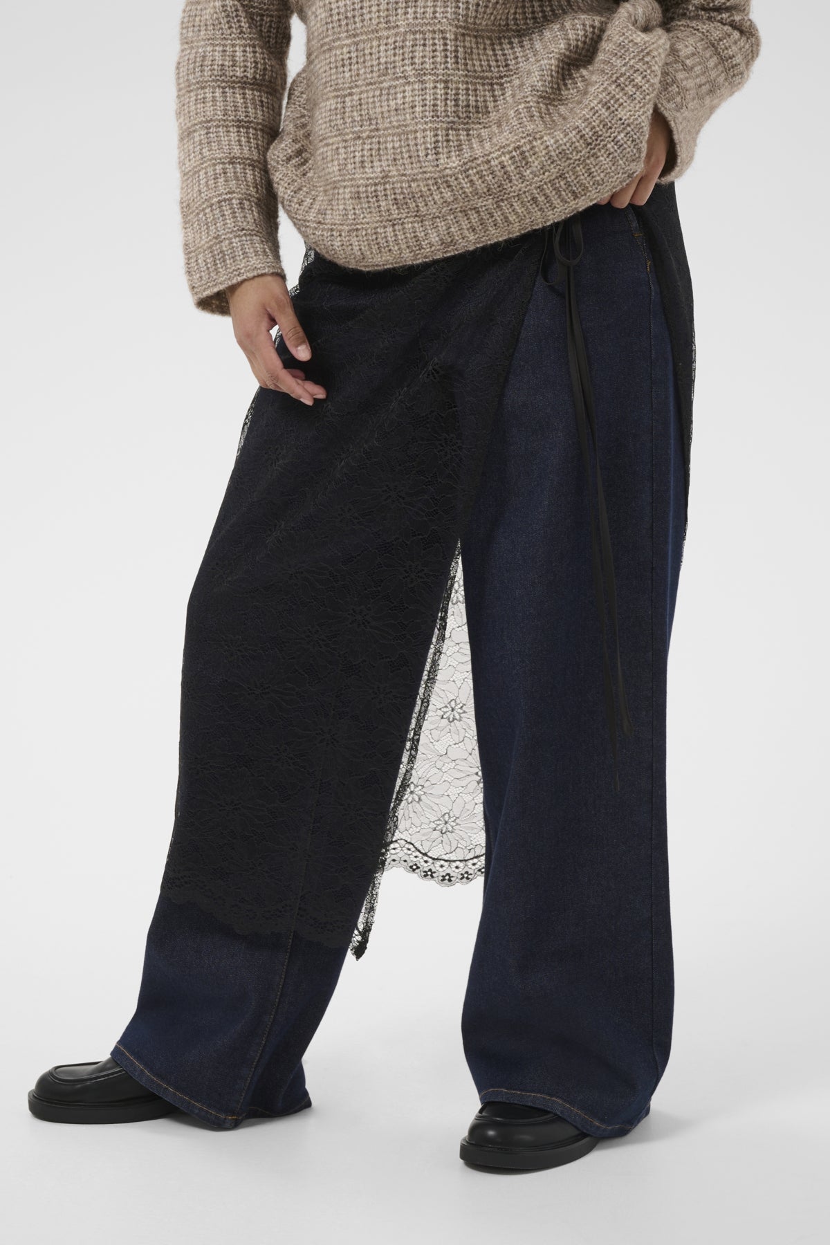Lace Wrap Pils