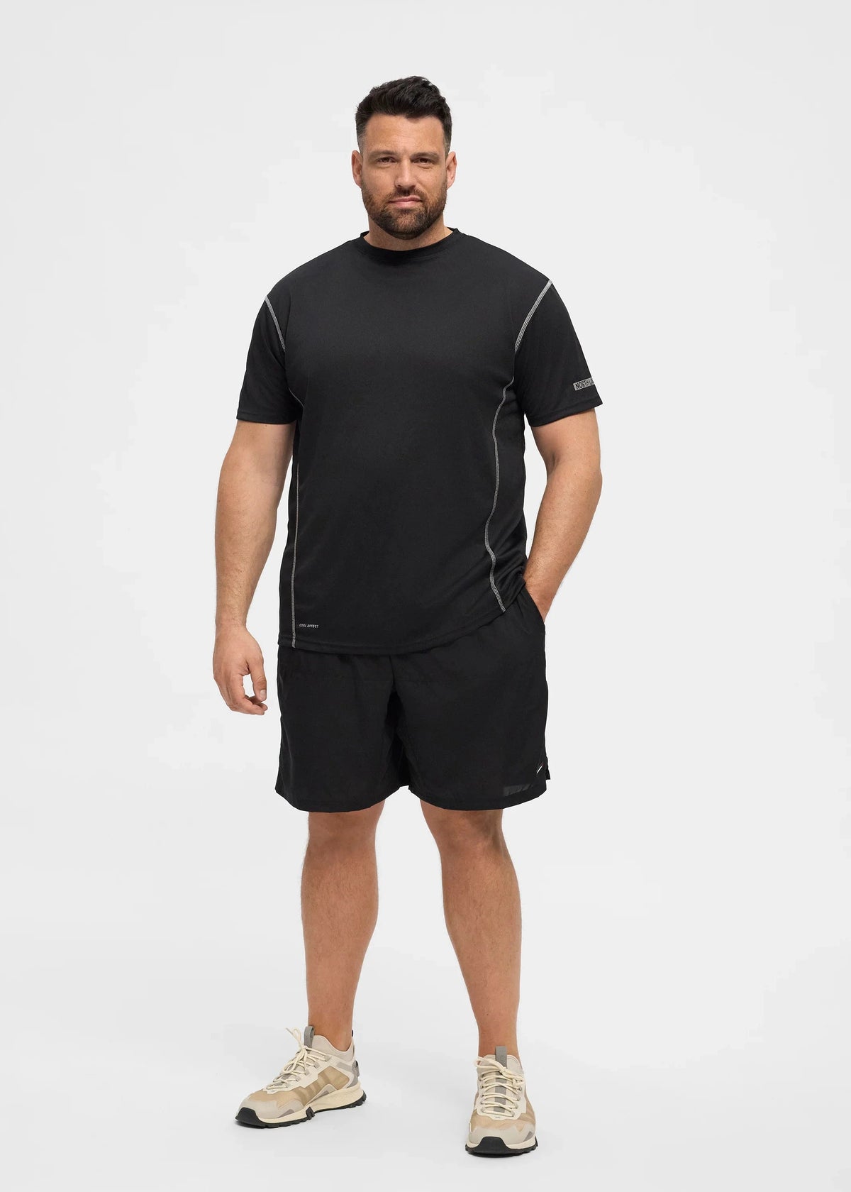 Sport Tech Stuttermabolur - Svartur