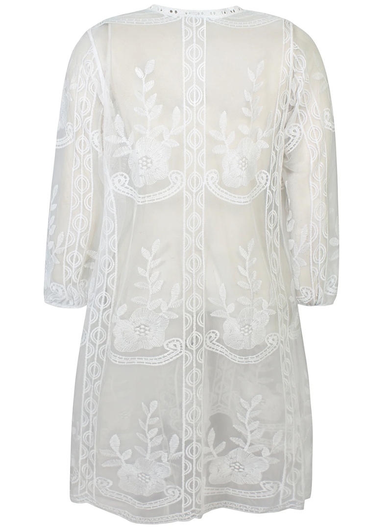 Myr Lace Kimono