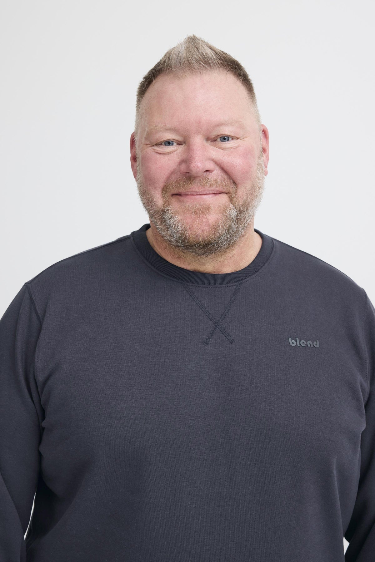 Blend Logo Crew Peysa