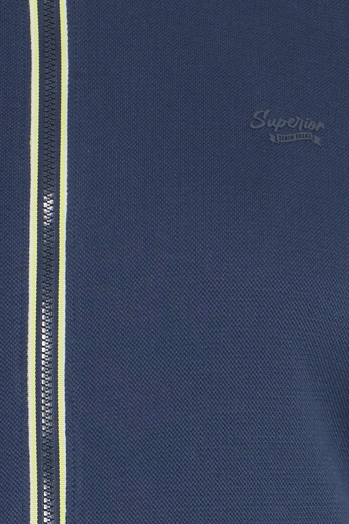 Superior Rennd Peysa