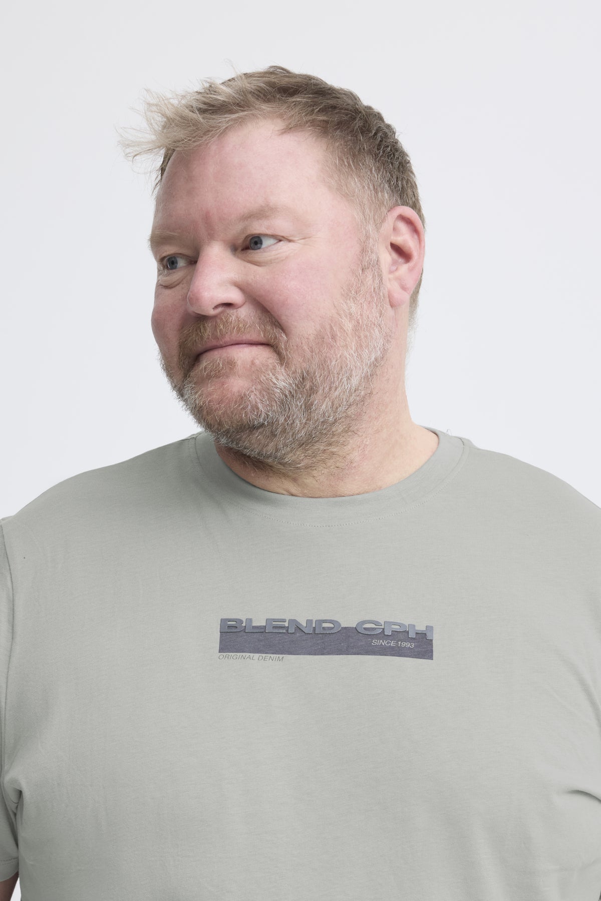 Kemuel Stuttermabolur