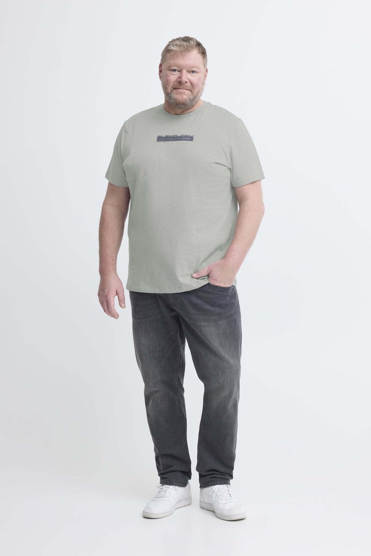 Kemuel Stuttermabolur