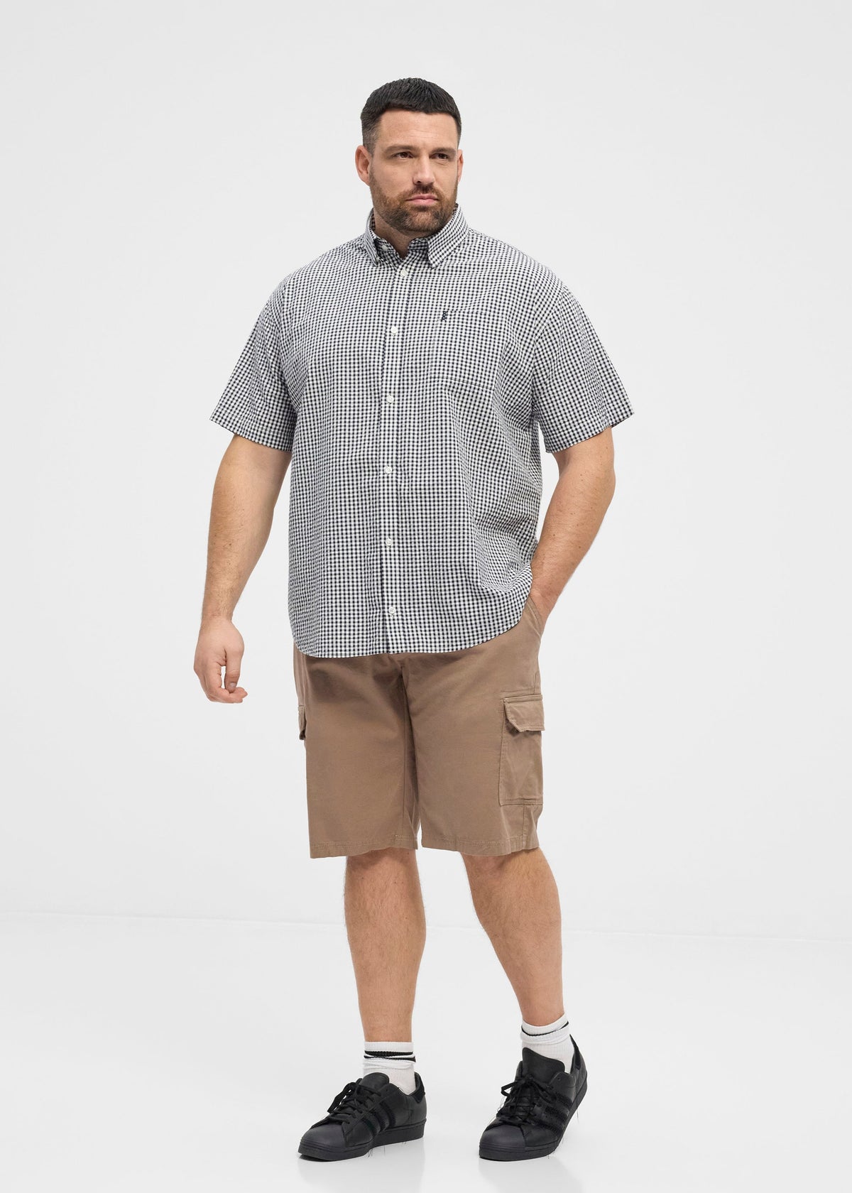 Finn Stutterma skyrta