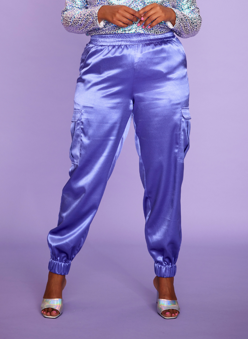 Thursday Cargo Buxur