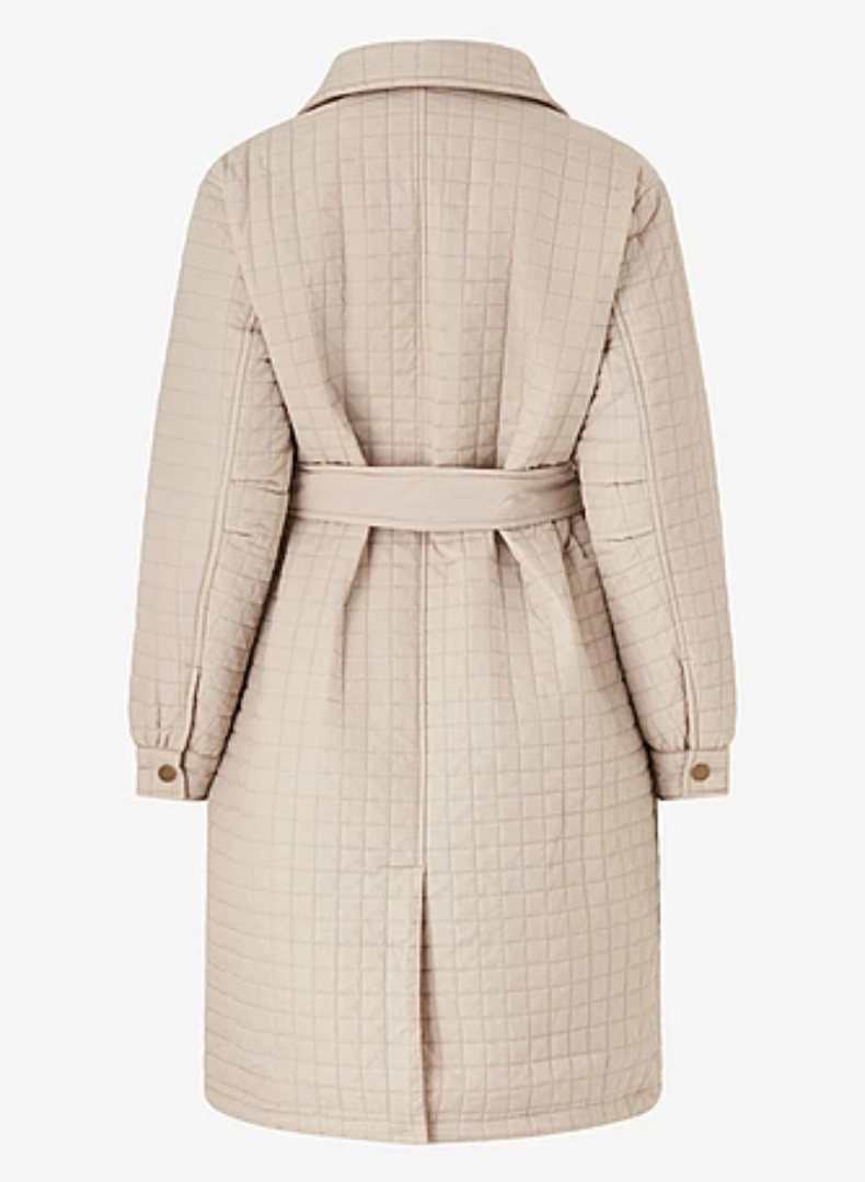 Mimi Vatteruð Kápa