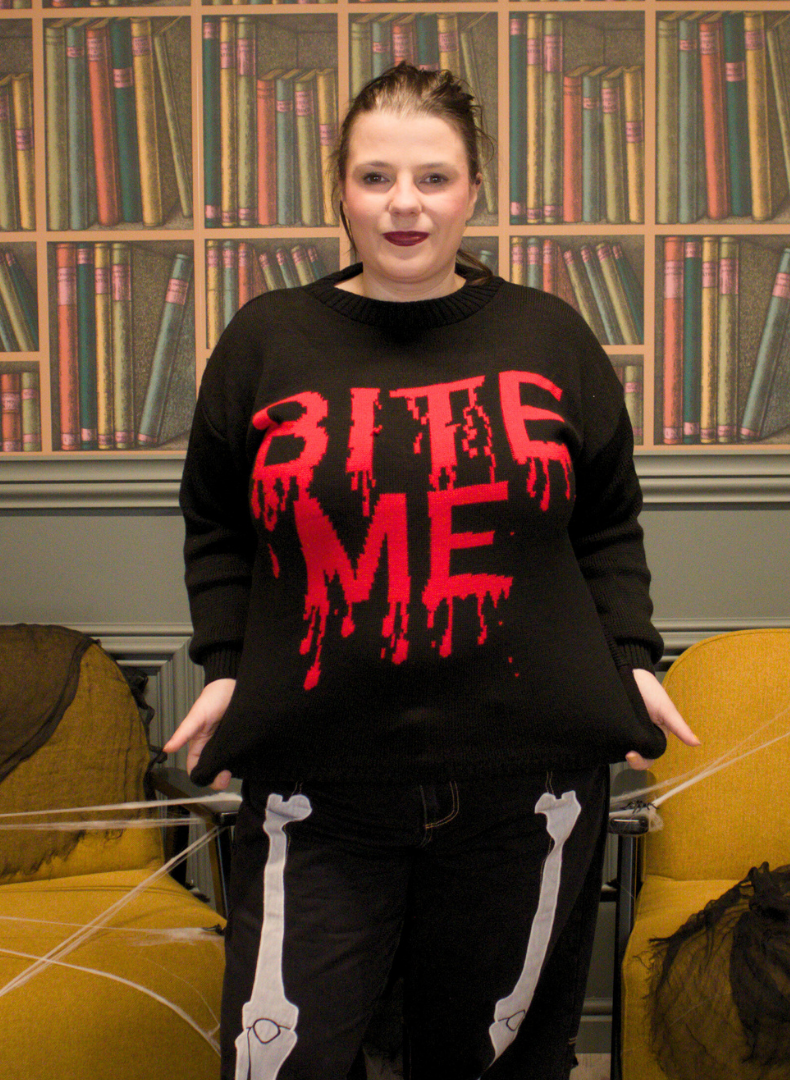 Bite Me Knit Peysa