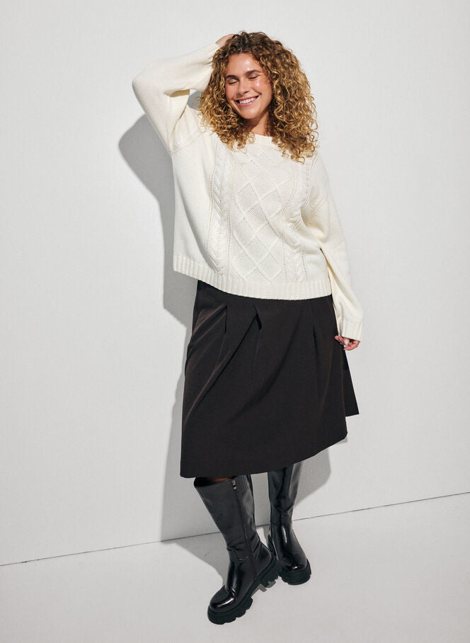Emmi Cable Knit Peysa