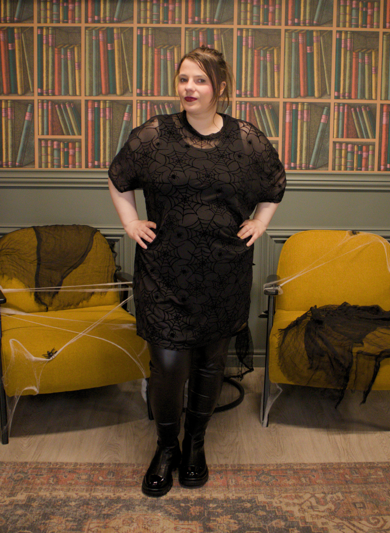 Spider Web Mesh Kjóll