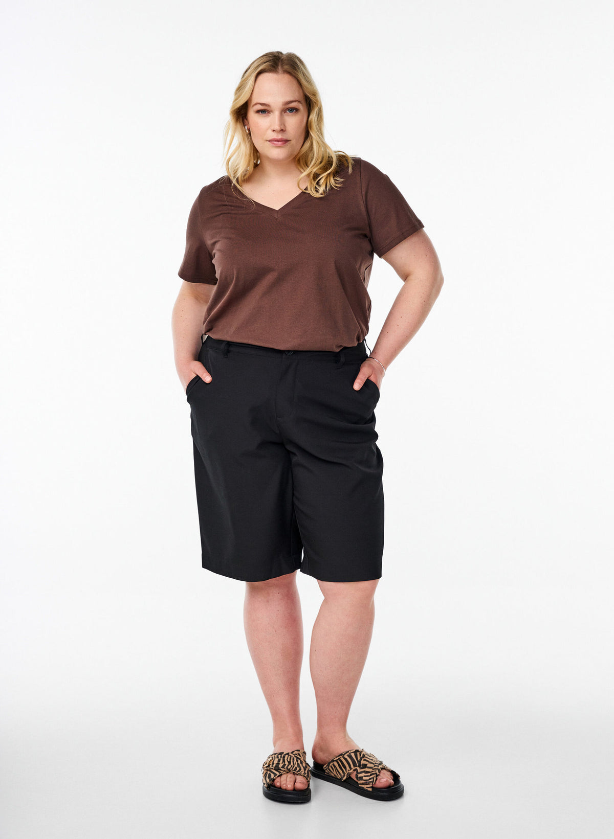 Charlin V-neck Bolur