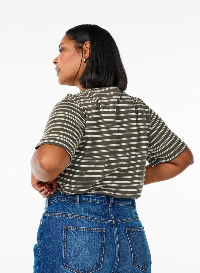 Pomelo Stuttermabolur