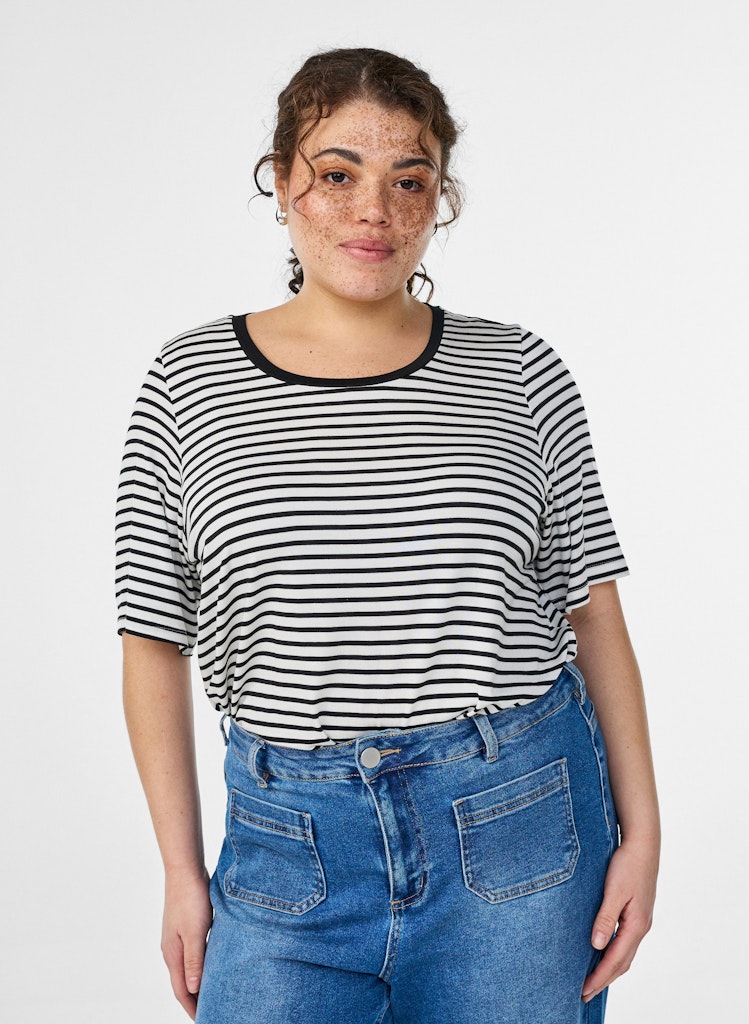 Mandy Stuttermabolur