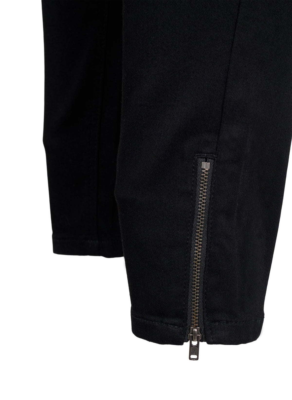 Luna Cropped Amy Gallabuxur