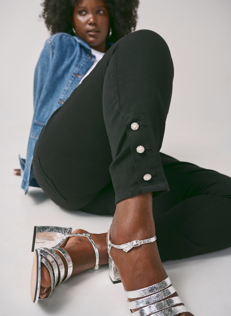 Luna Gallabuxur - fancy button