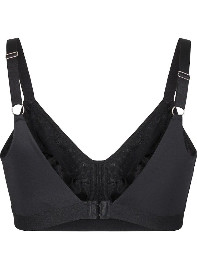 Stina Spangarlaus BH